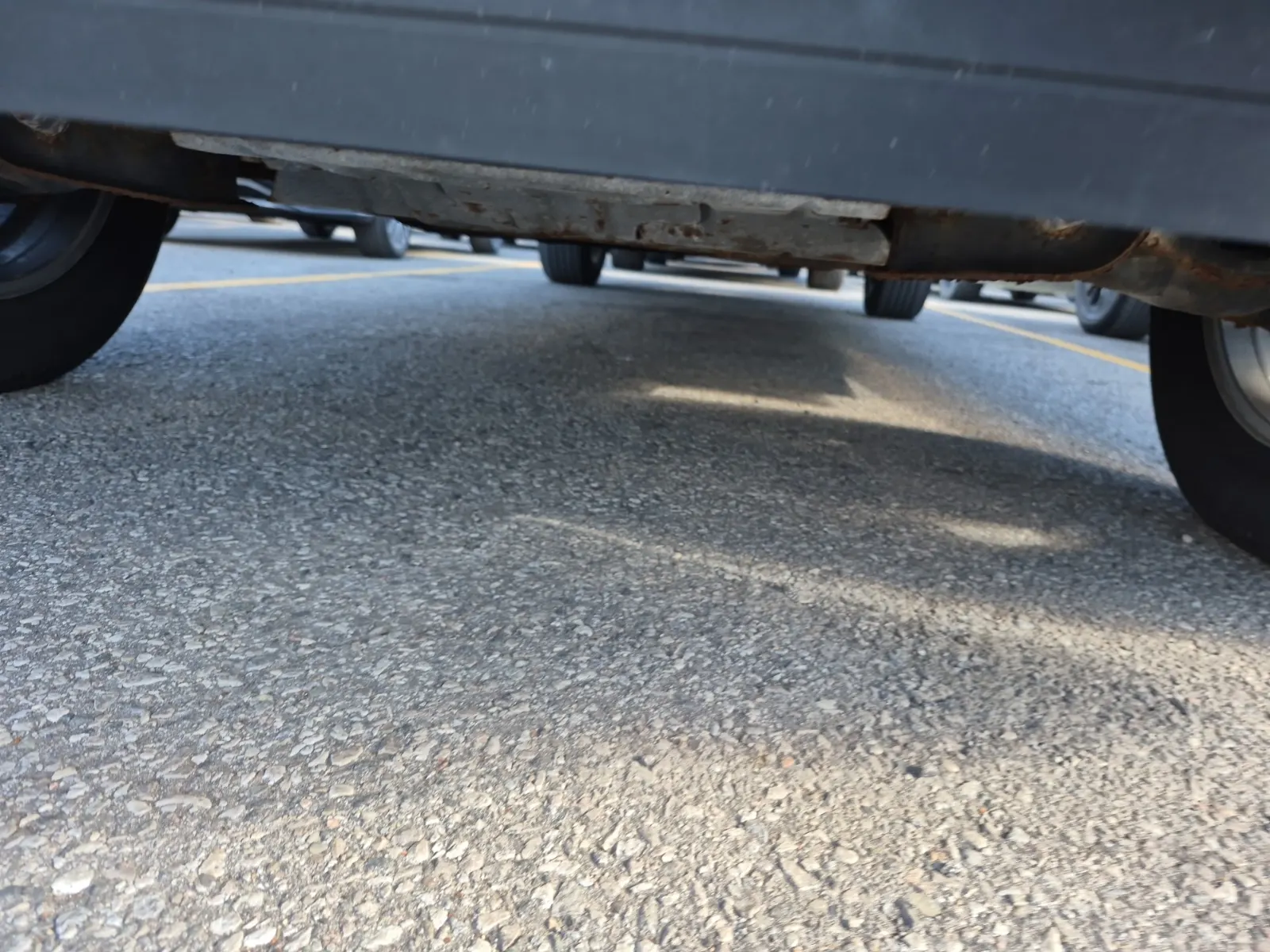 Undercarriage - Front Photo