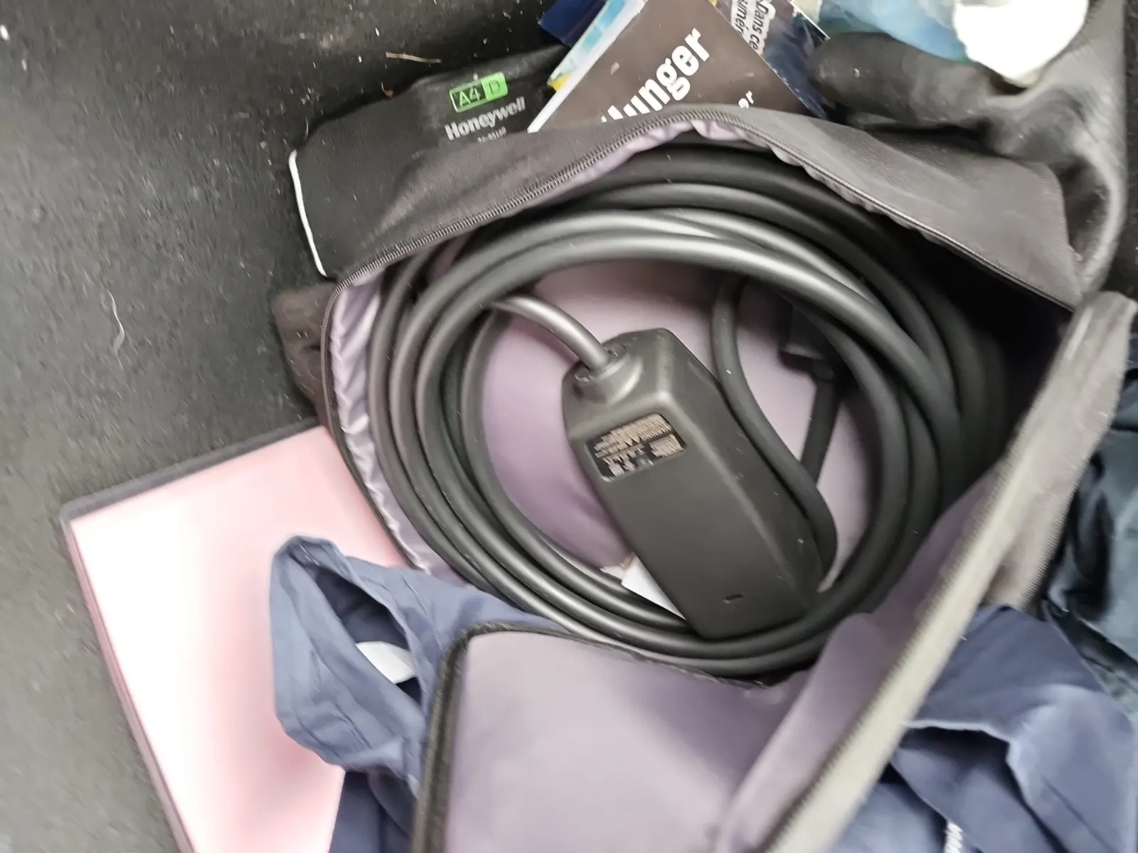 Charging Cable Photo