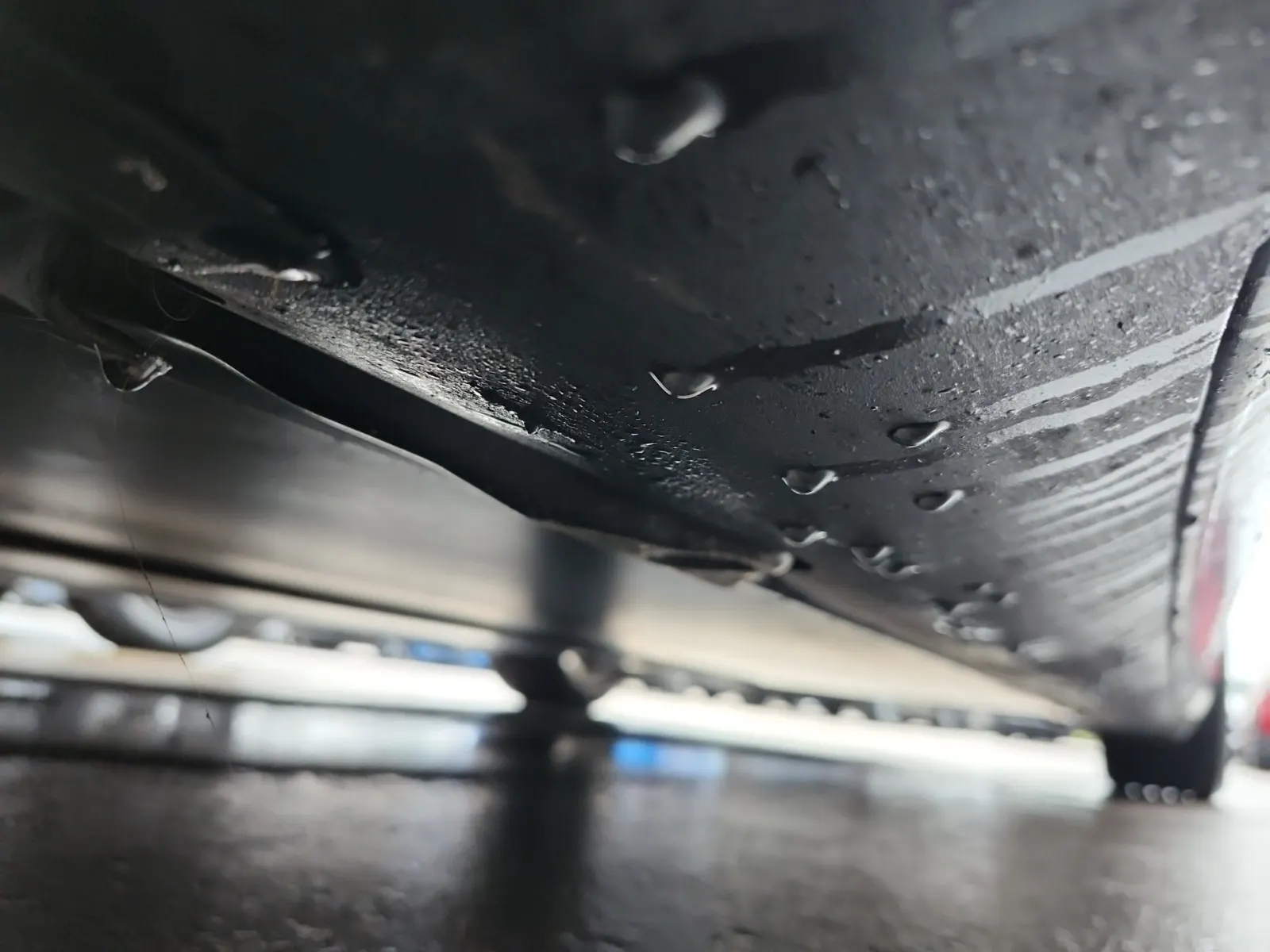 Undercarriage - Driver Photo