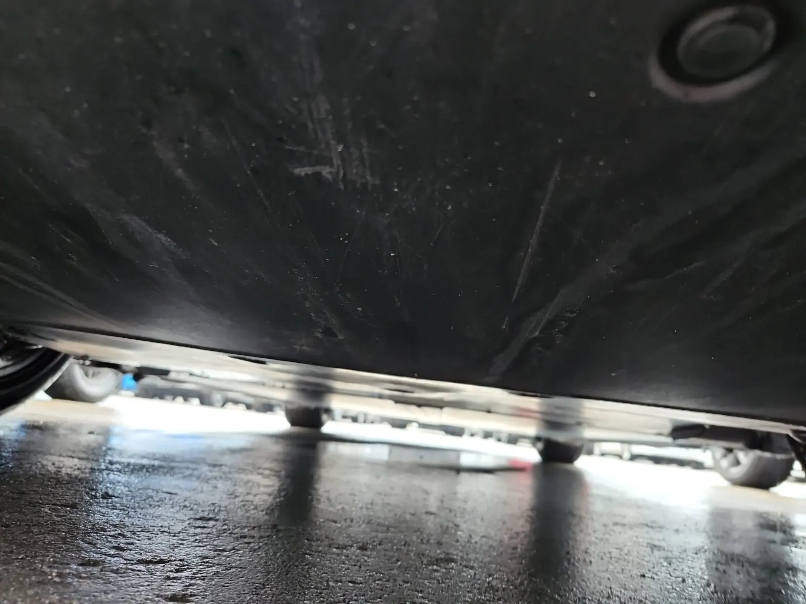 Undercarriage - Front Photo