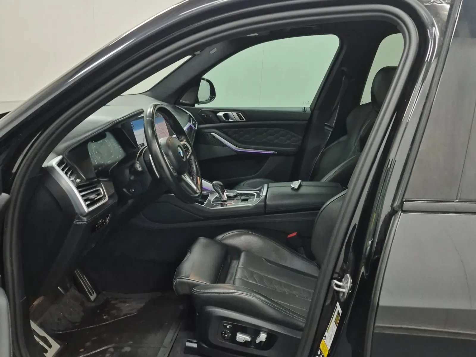 Front Interior Photo