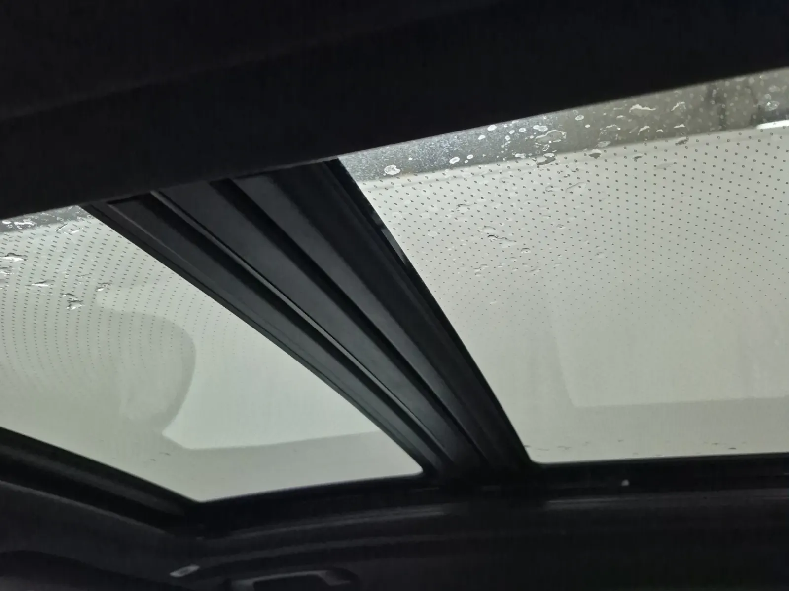 Interior Roof Photo