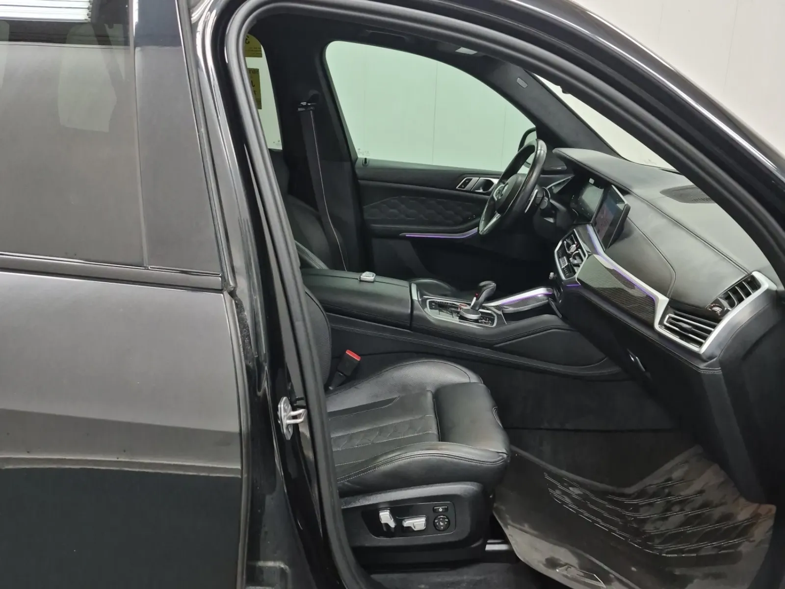 Right Side Interior Photo