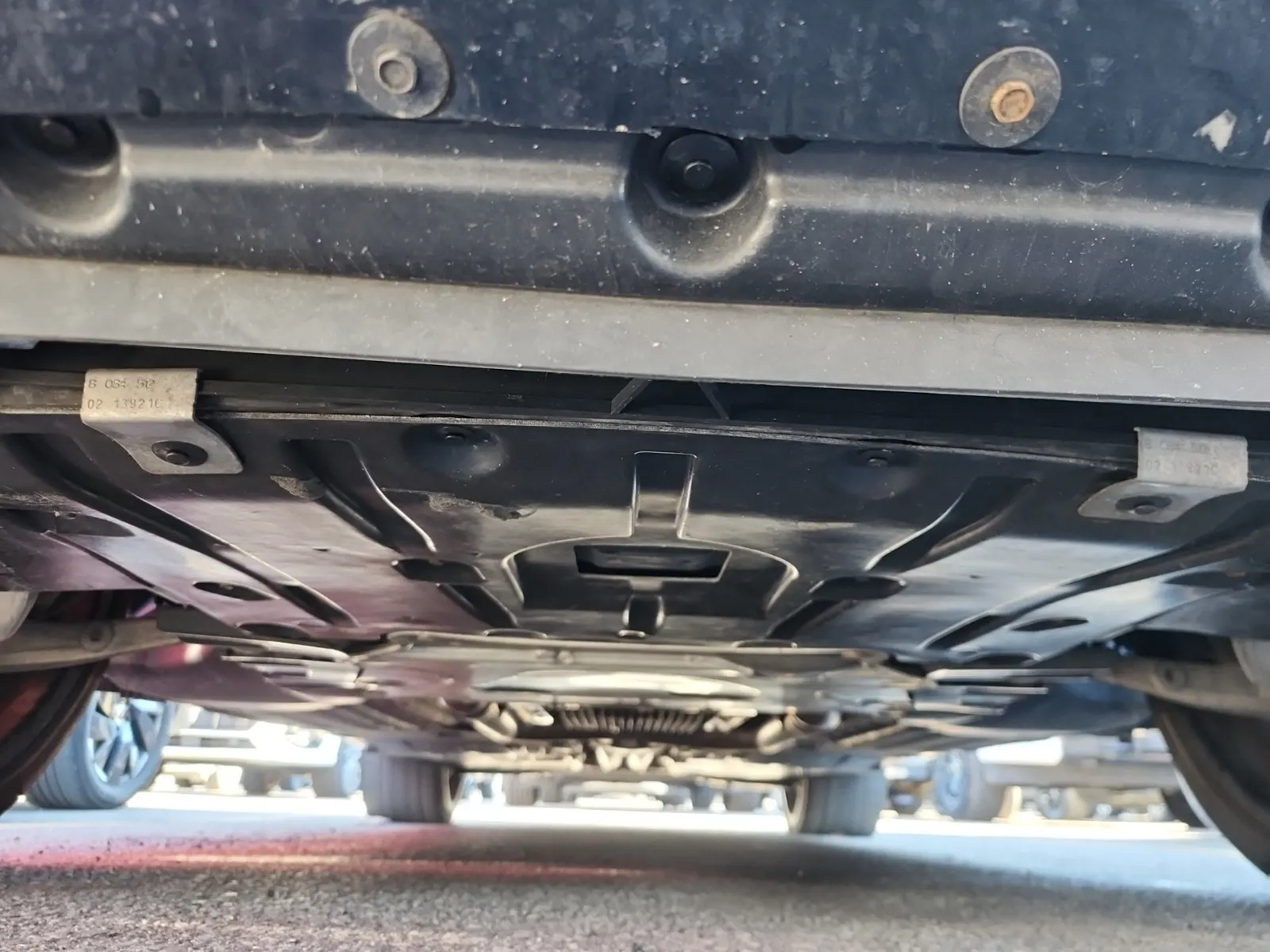 Undercarriage - Front Photo