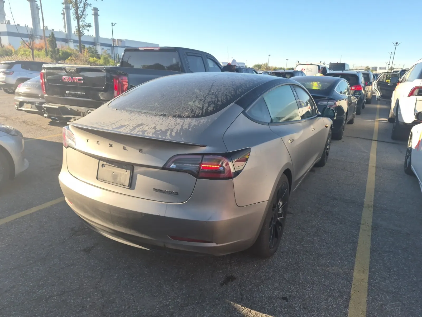 Passenger Rear 3/4 Photo