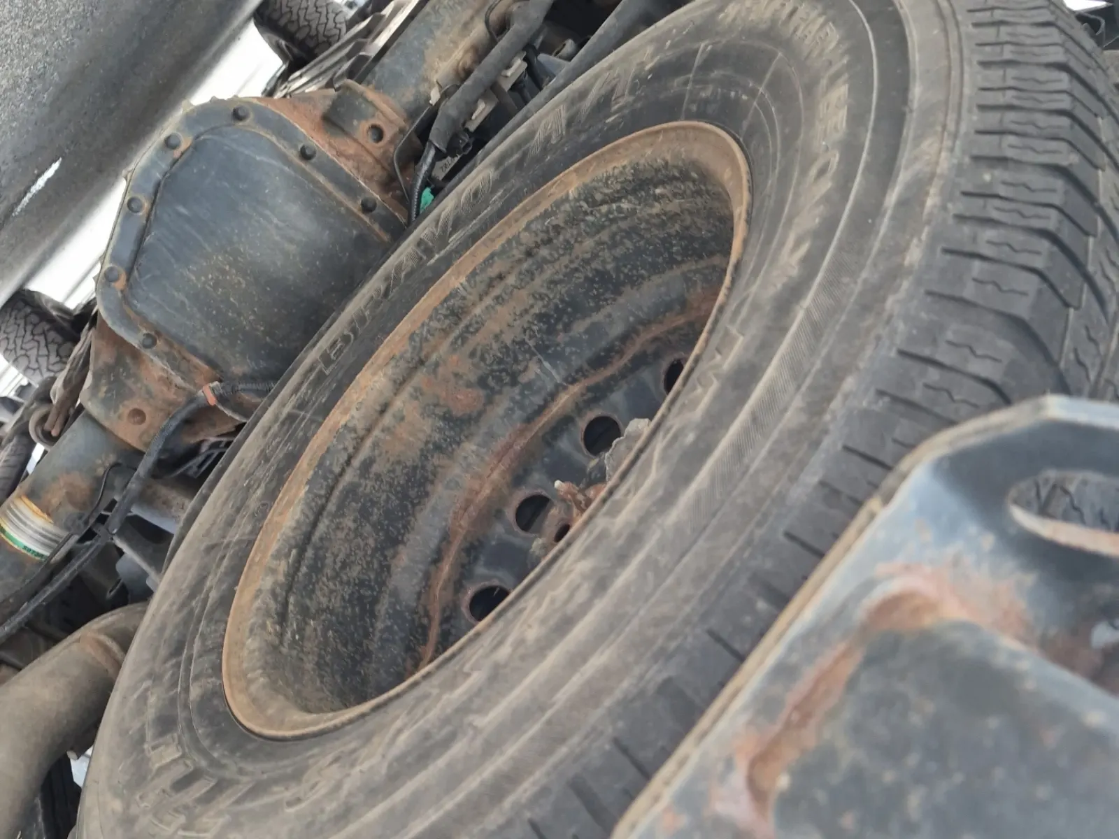 Spare Tire & Wheel Photo