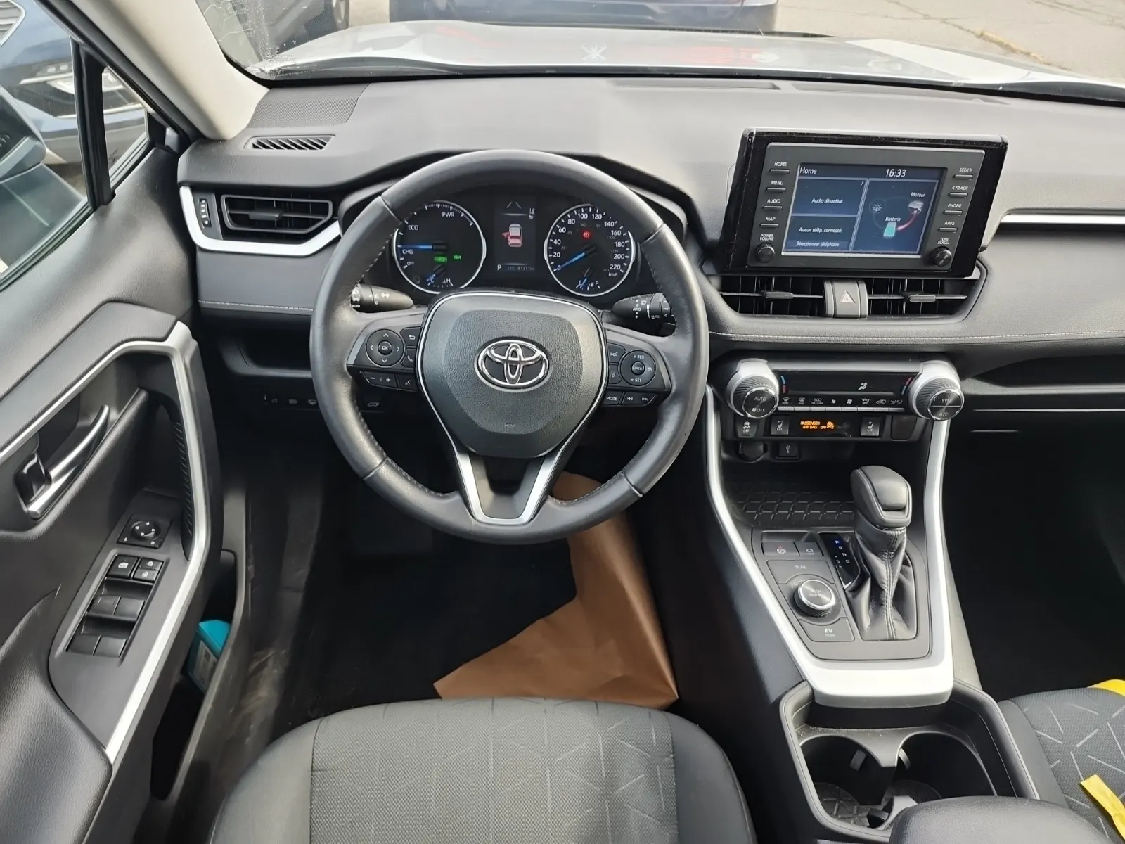 Interior driver side