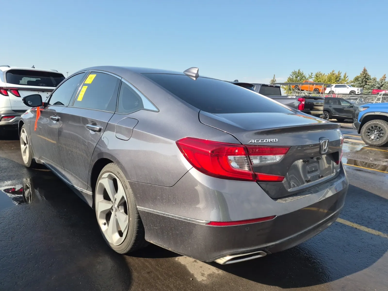 Driver Rear 3/4 Photo