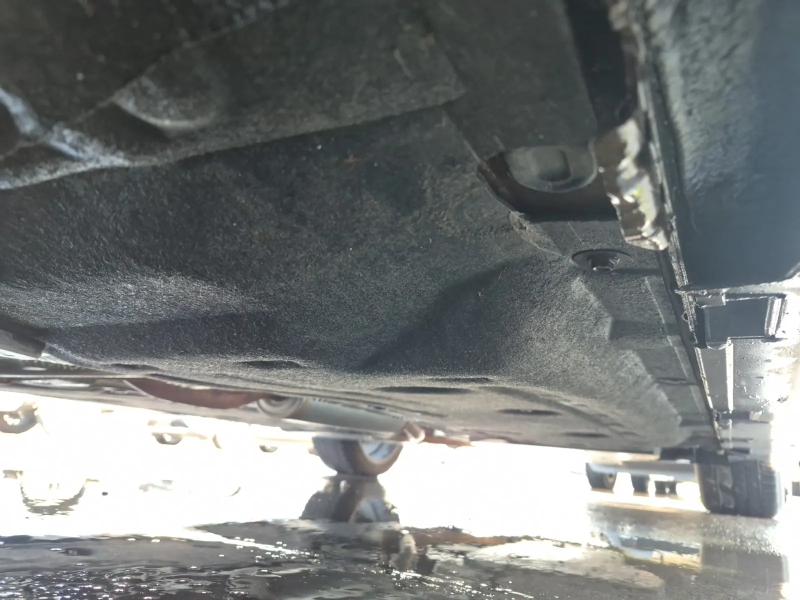 Undercarriage - Driver Photo