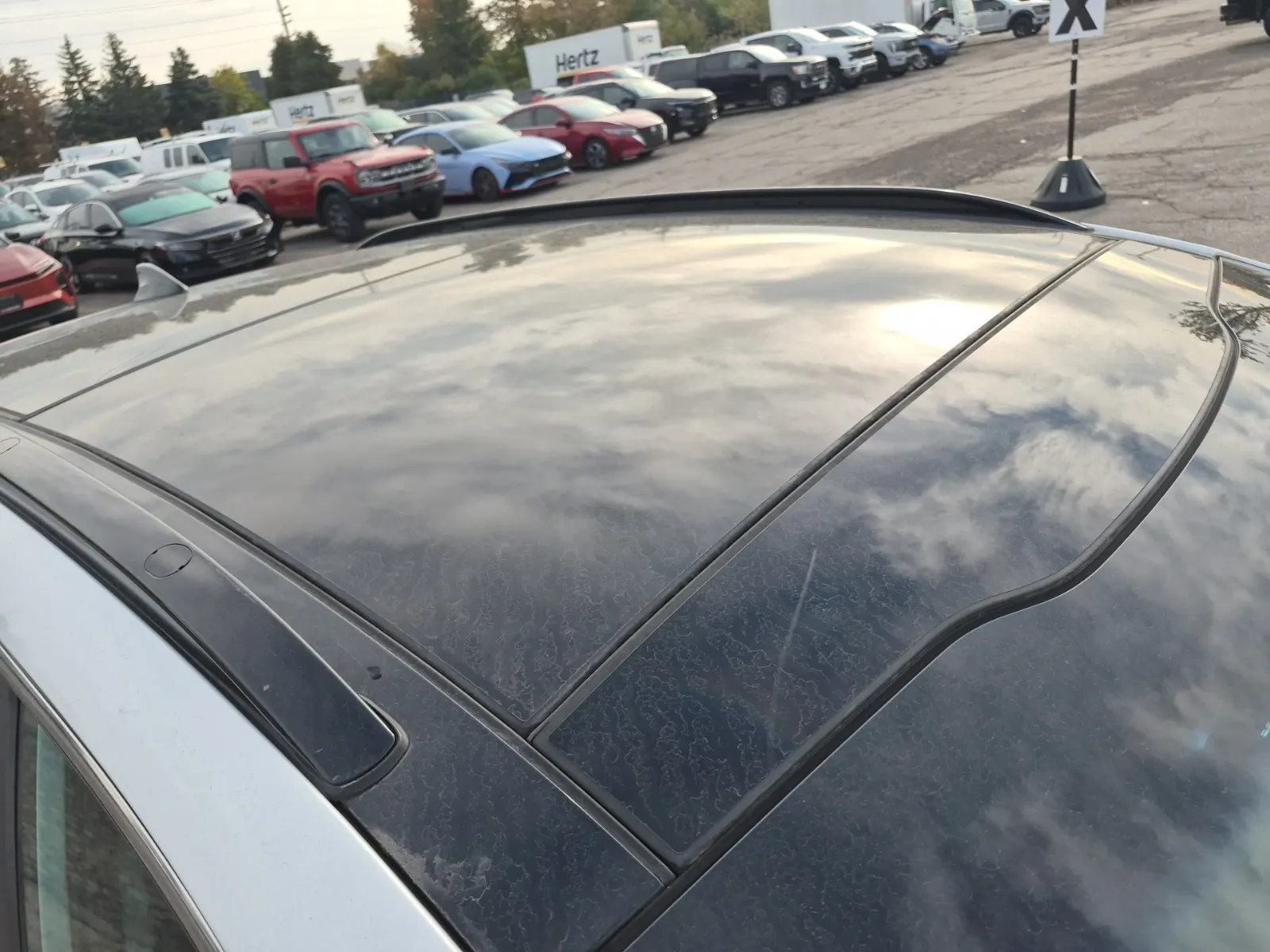 Exterior Roof Photo