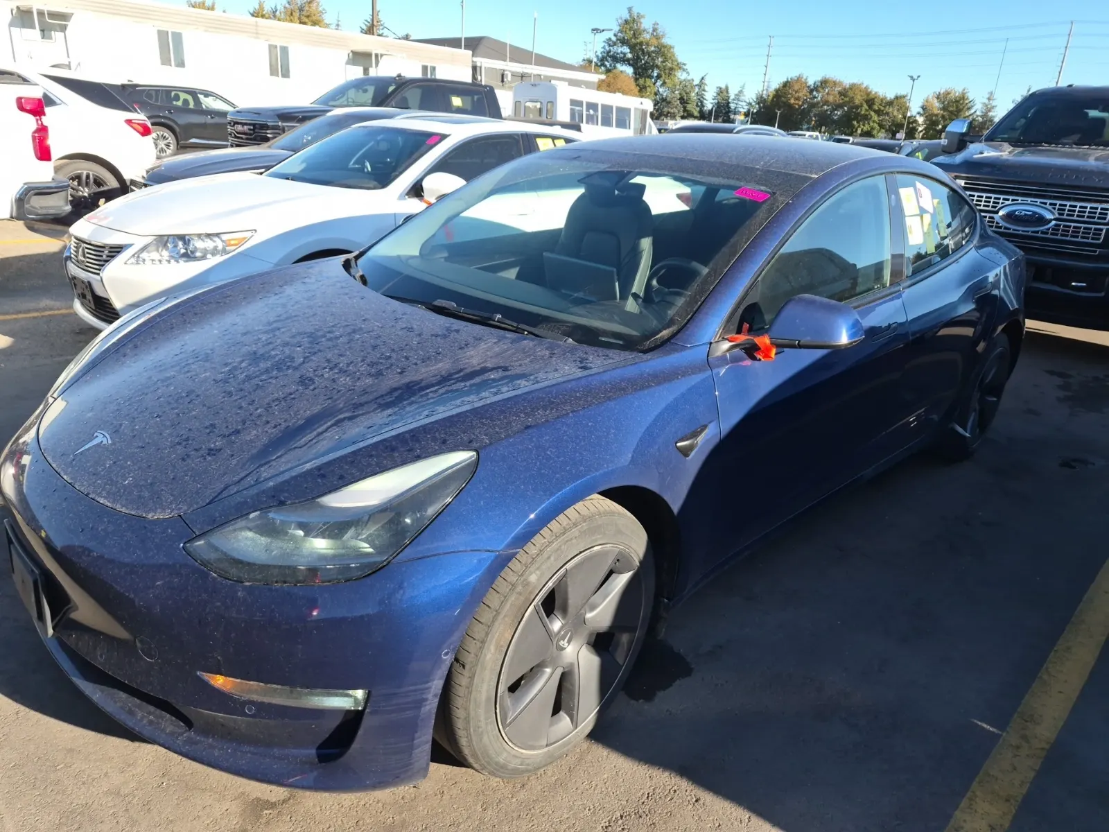 Front driver 3/4 photo