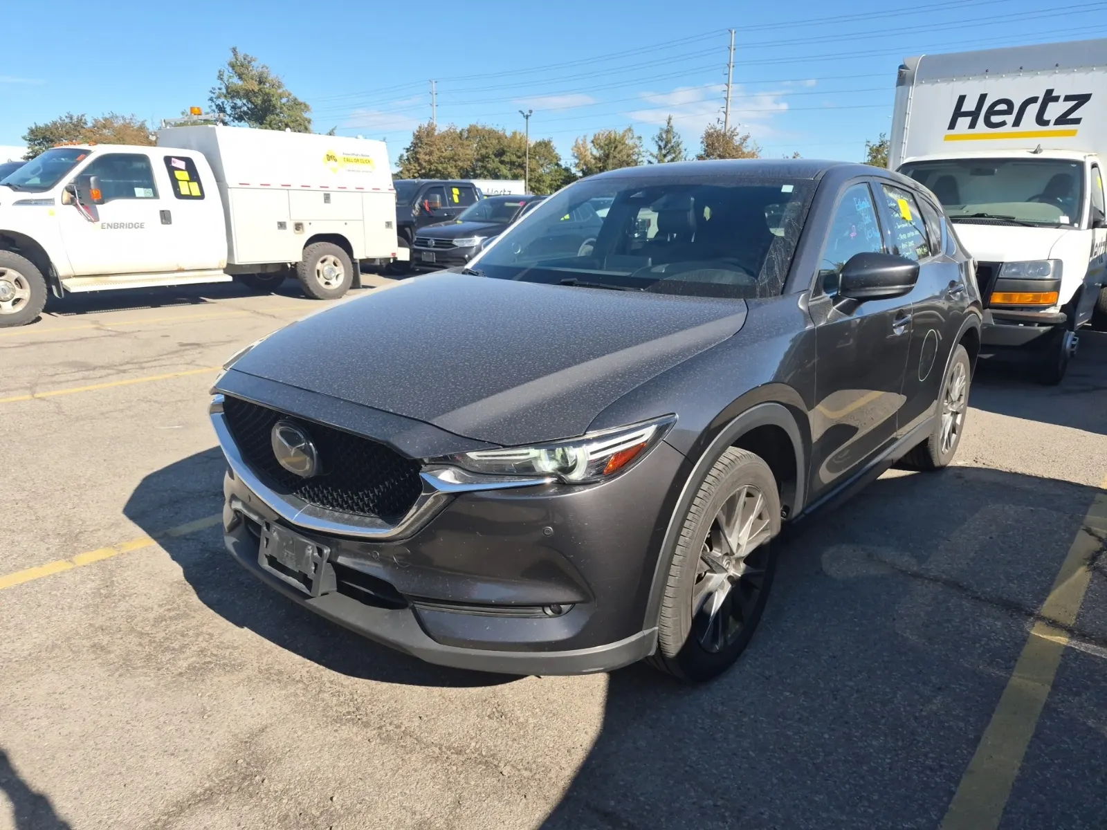 Front driver 3/4 photo