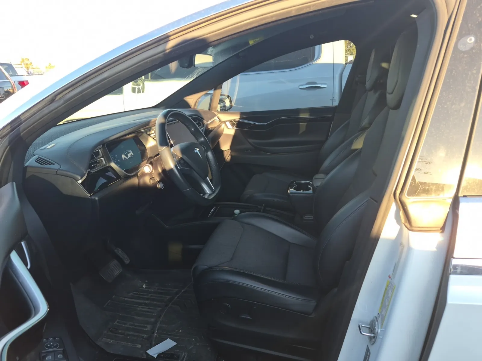 Front Interior Photo