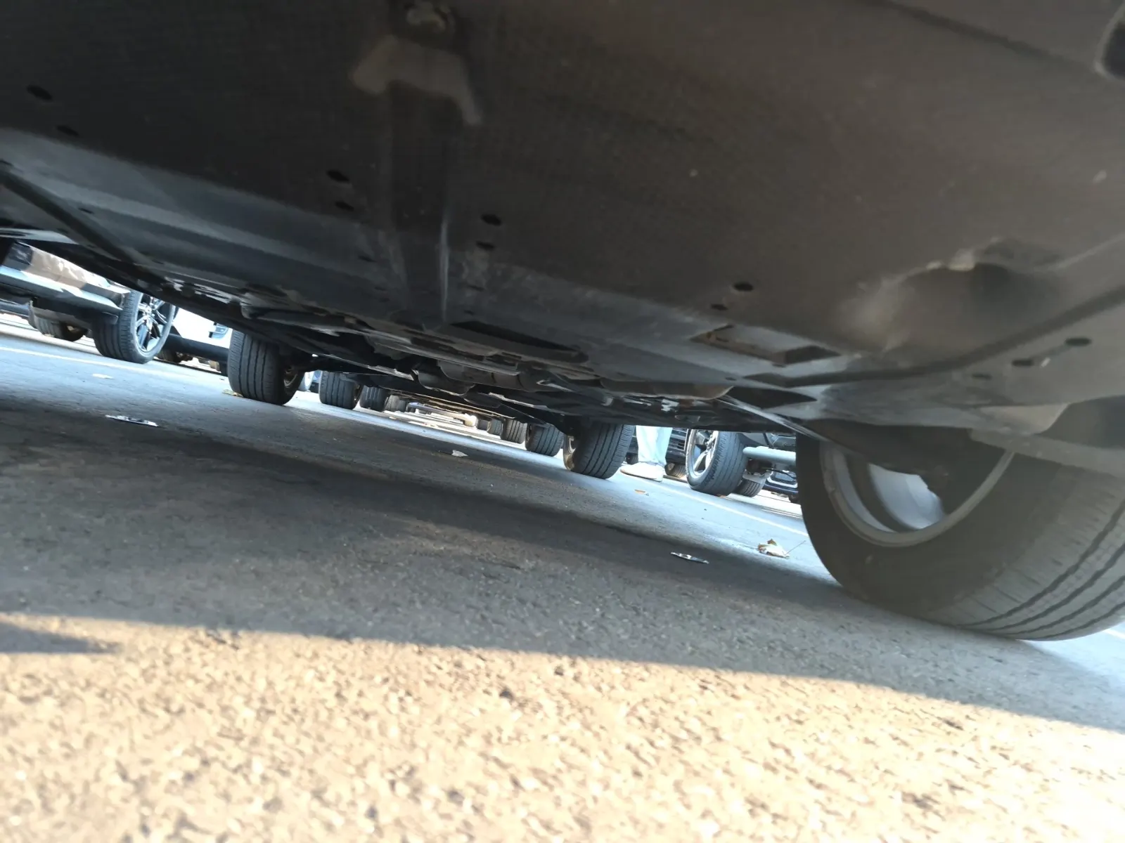 Undercarriage - Front Photo