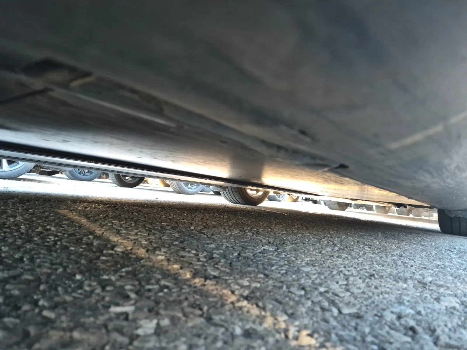 Undercarriage - Passenger Photo