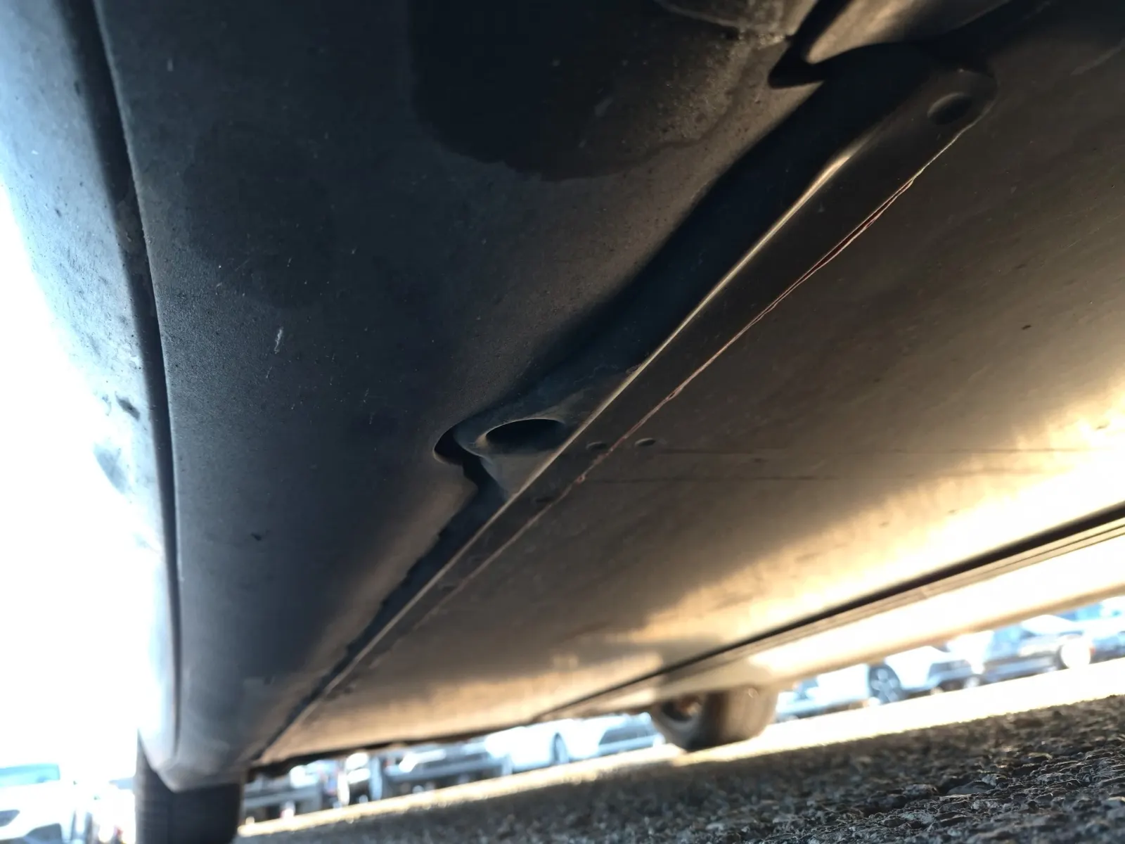 Undercarriage - Passenger Photo