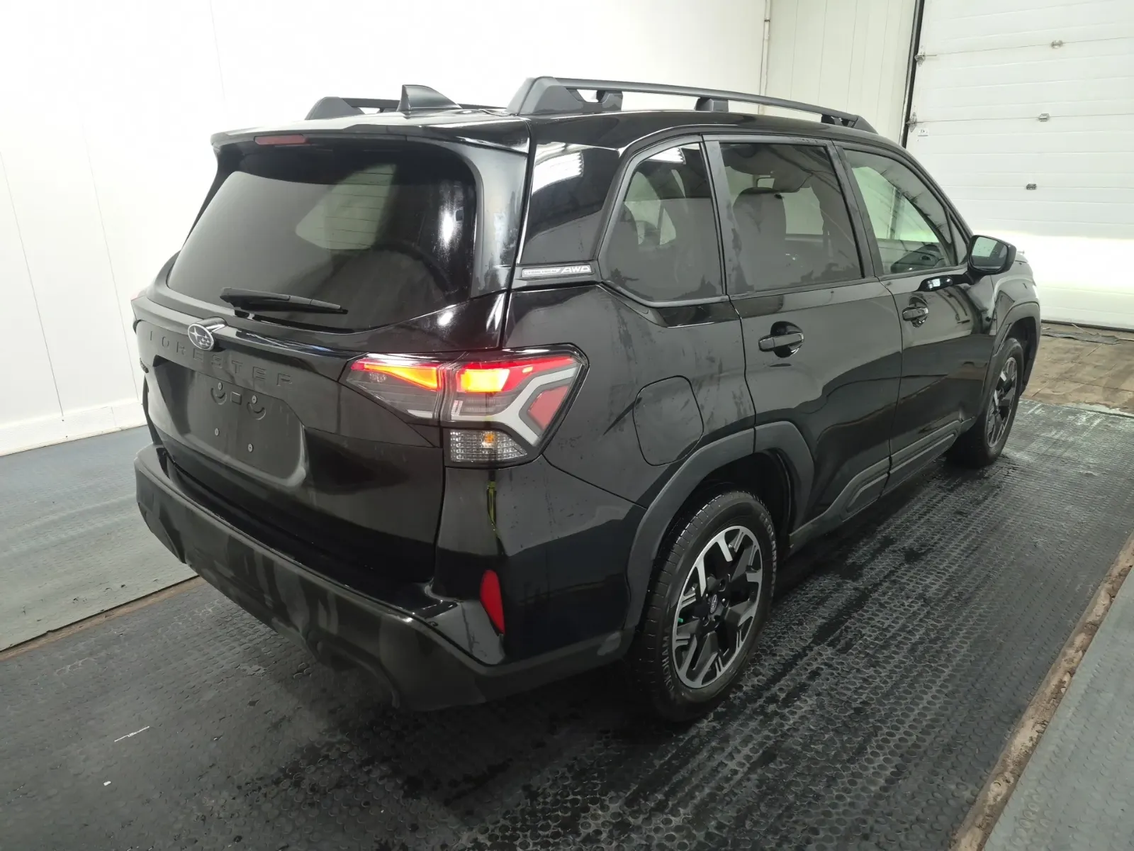 Passenger Rear 3/4 Photo