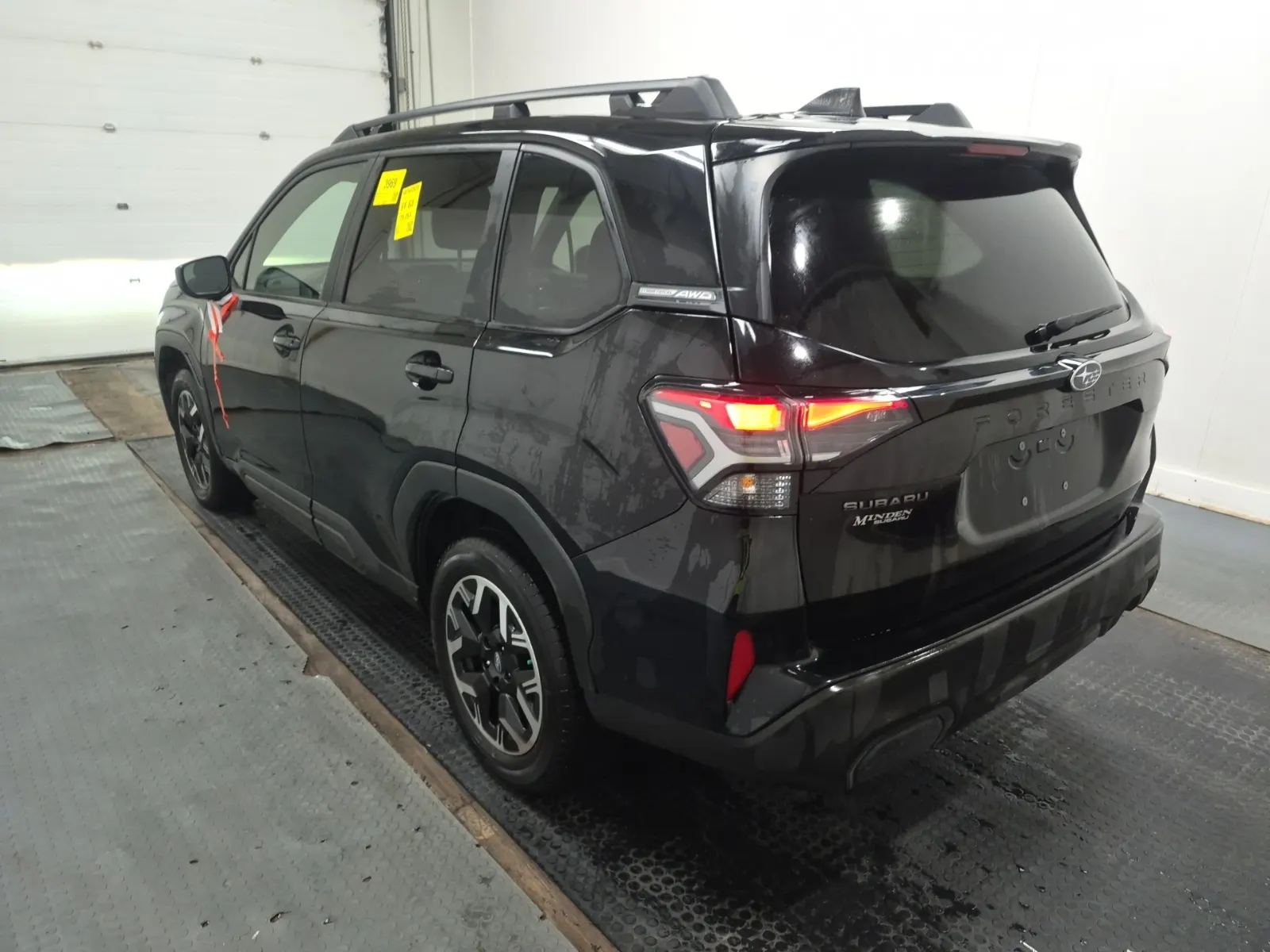 Driver Rear 3/4 Photo