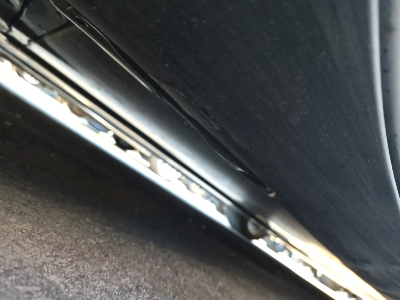 Undercarriage - Passenger Photo