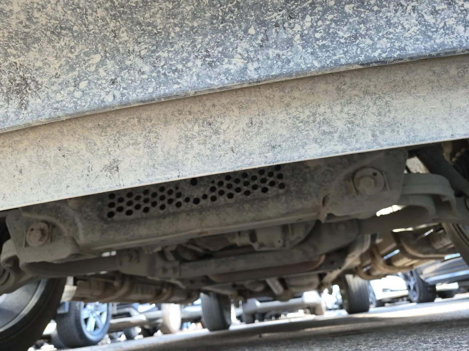 Undercarriage - Front Photo
