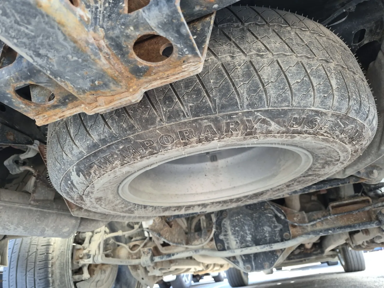 Spare Tire & Wheel Photo