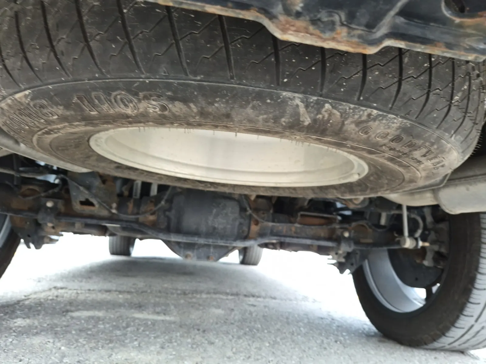 Spare Tire & Wheel Photo