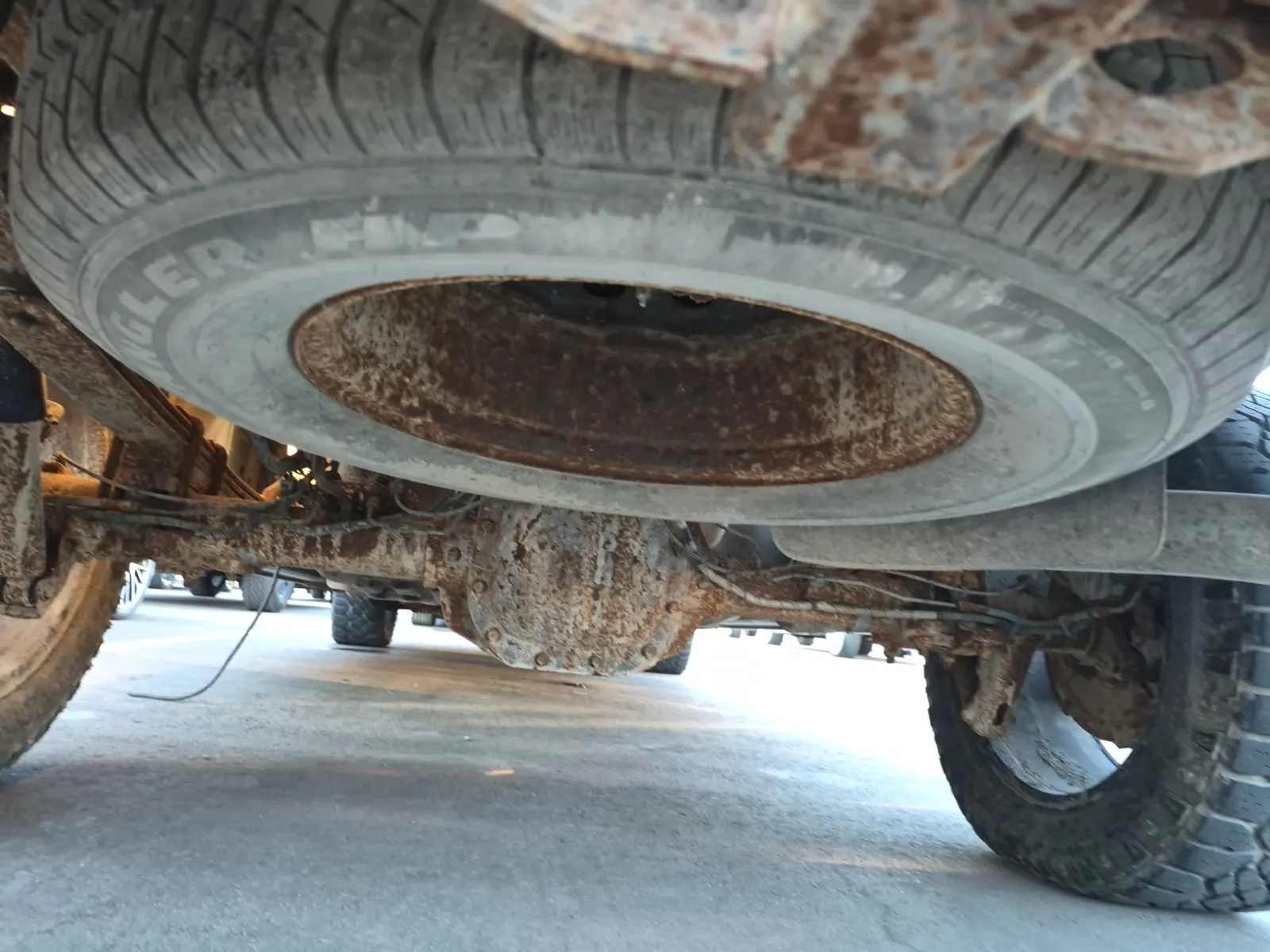 Spare Tire & Wheel Photo