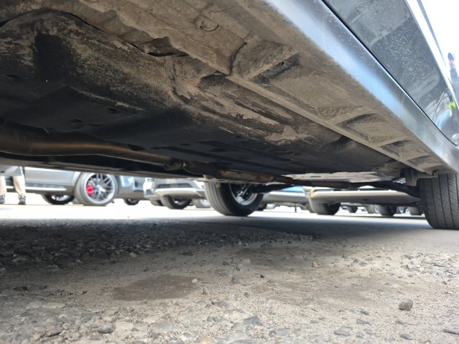 Undercarriage - Driver Photo