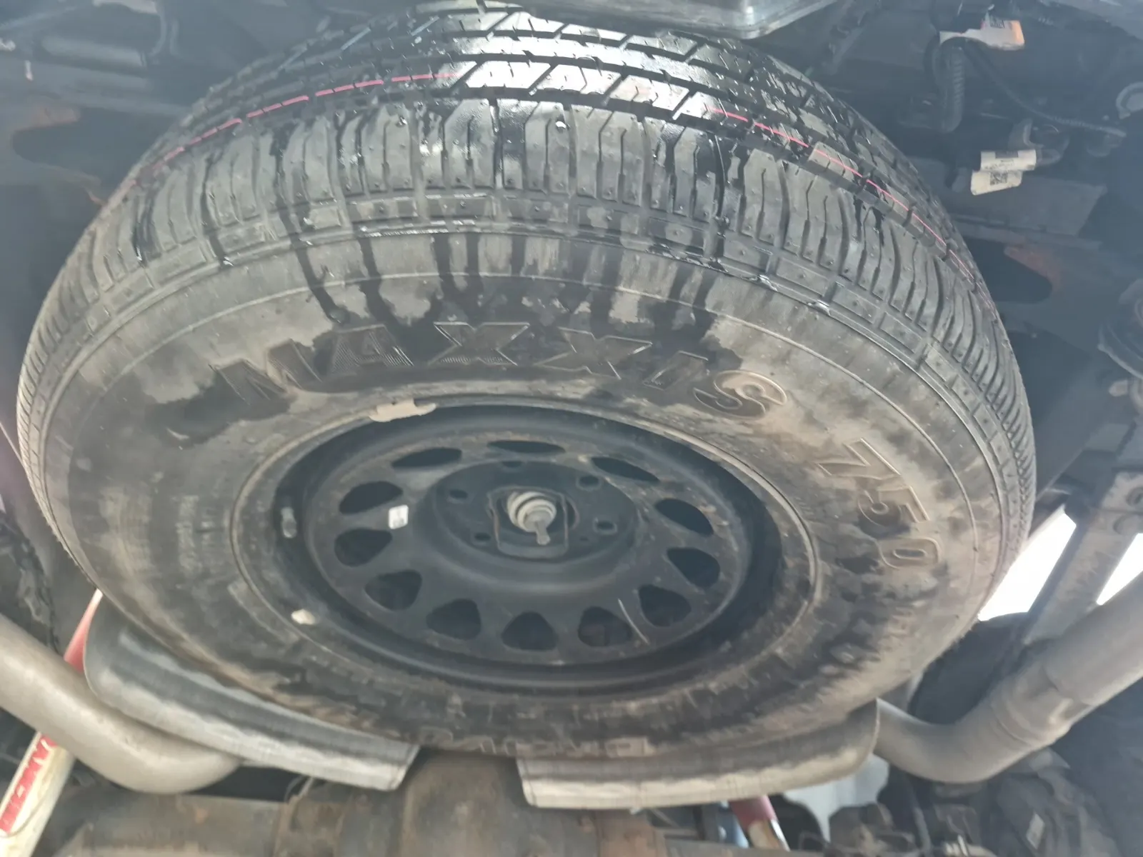 Spare Tire & Wheel Photo