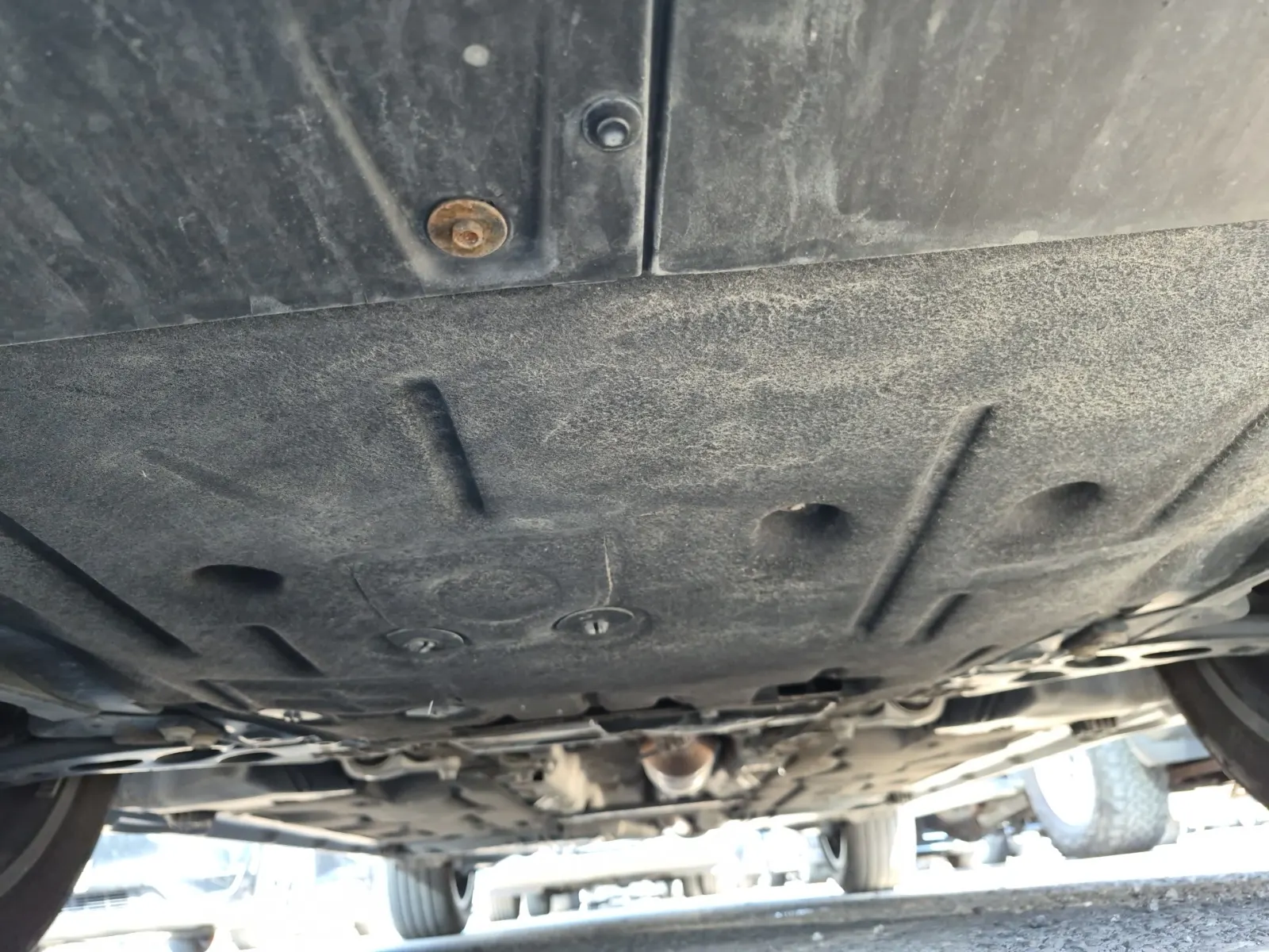 Undercarriage - Front Photo