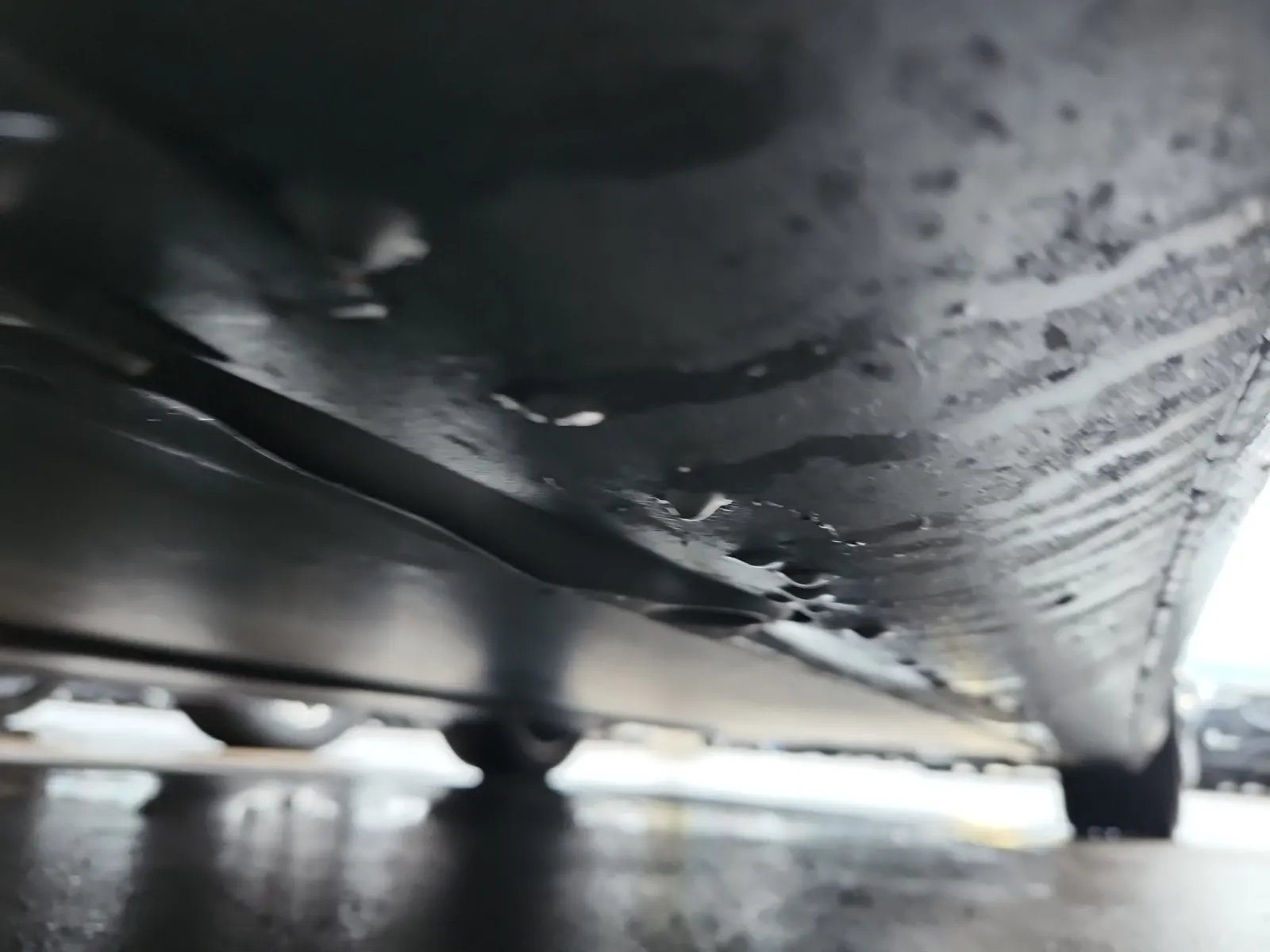 Undercarriage - Driver Photo