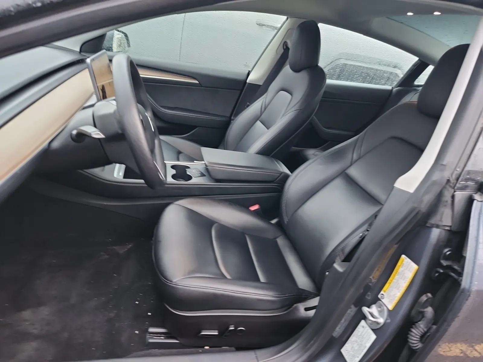Front Interior Photo