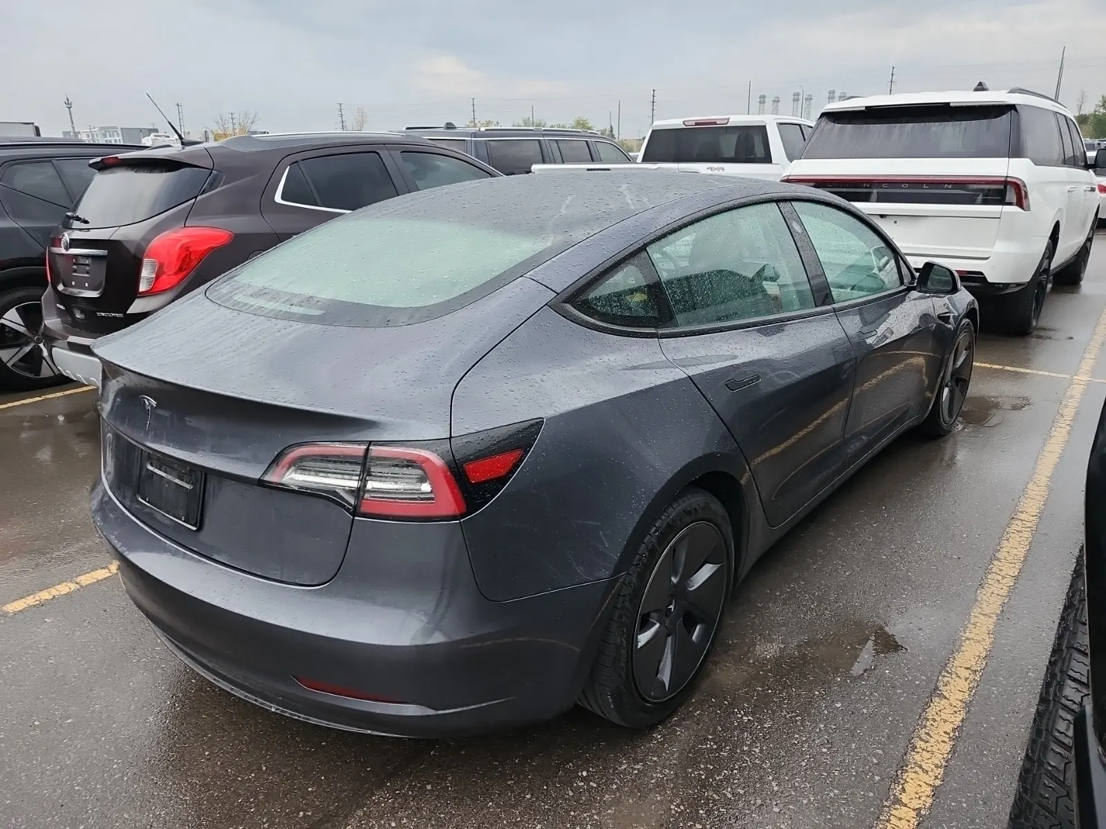 Passenger Rear 3/4 Photo