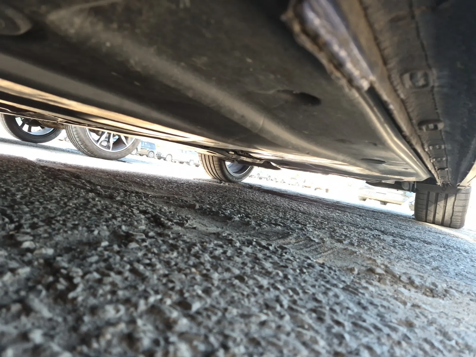Undercarriage - Driver Photo