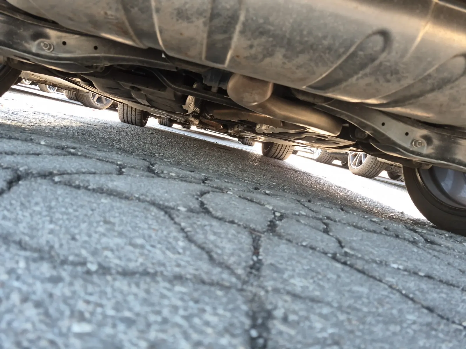 Undercarriage - Rear Photo