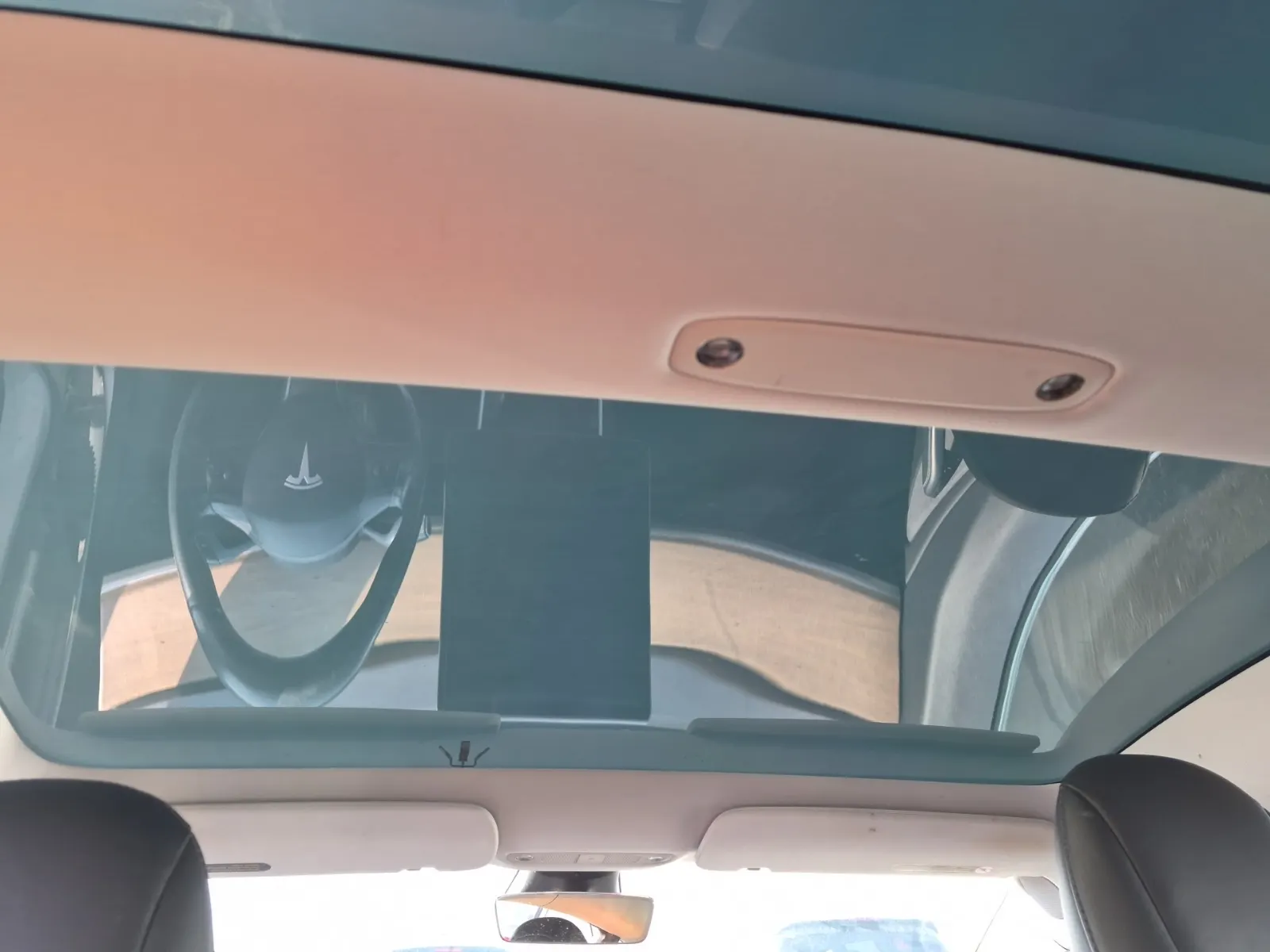 Interior Roof Photo