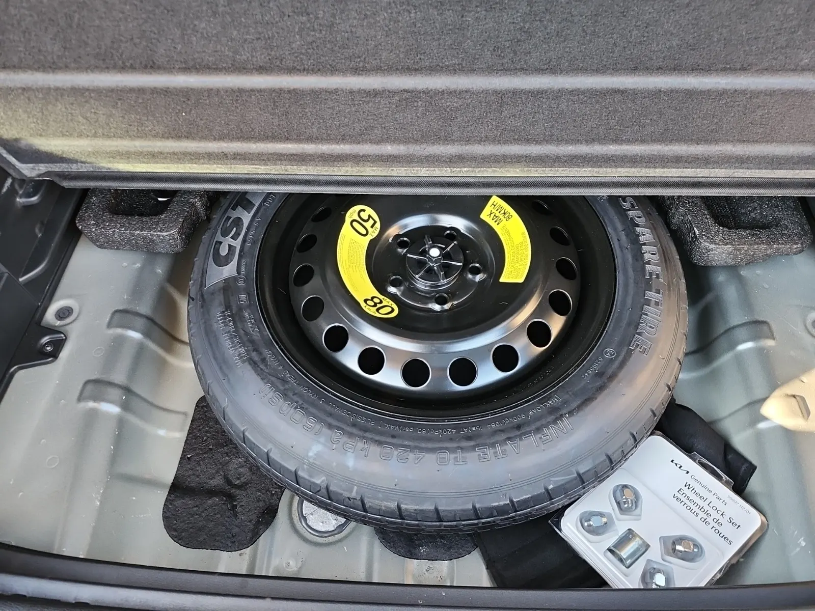 Spare Tire & Wheel Photo