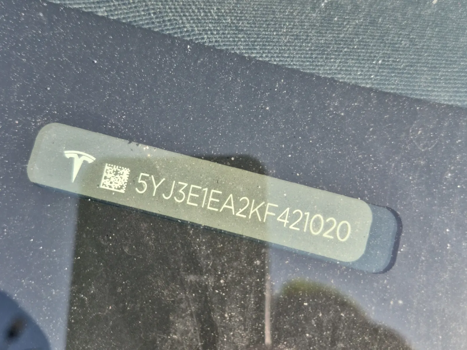 Dash VIN Plate Photo