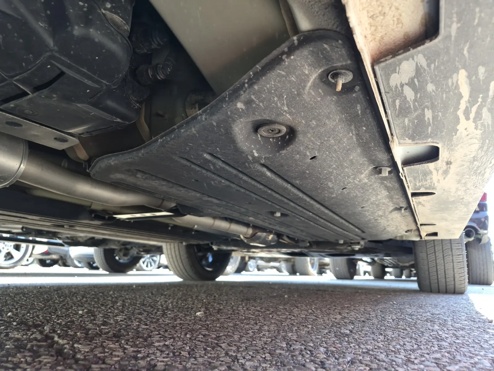 Undercarriage - Passenger Photo