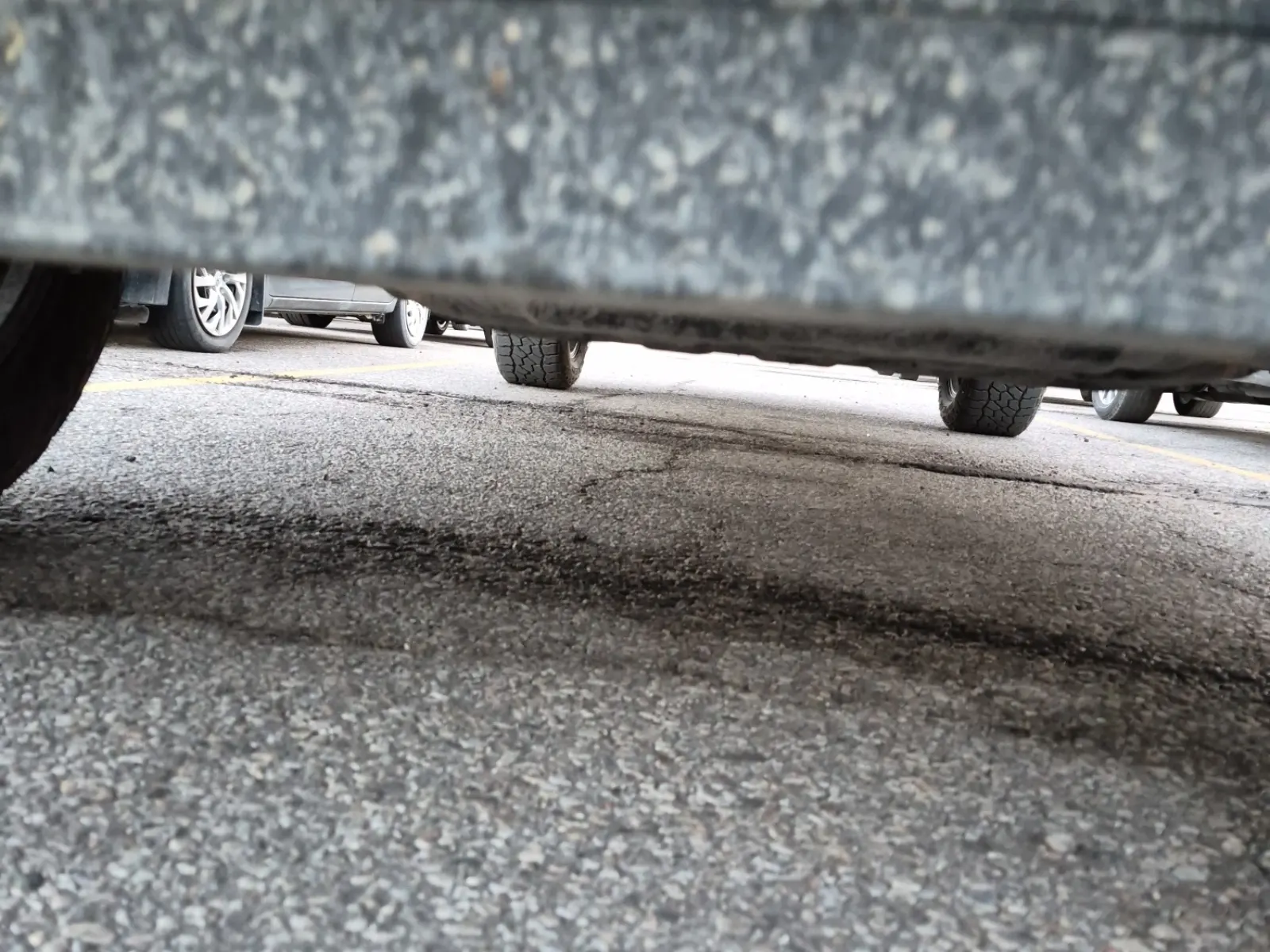 Undercarriage - Front Photo