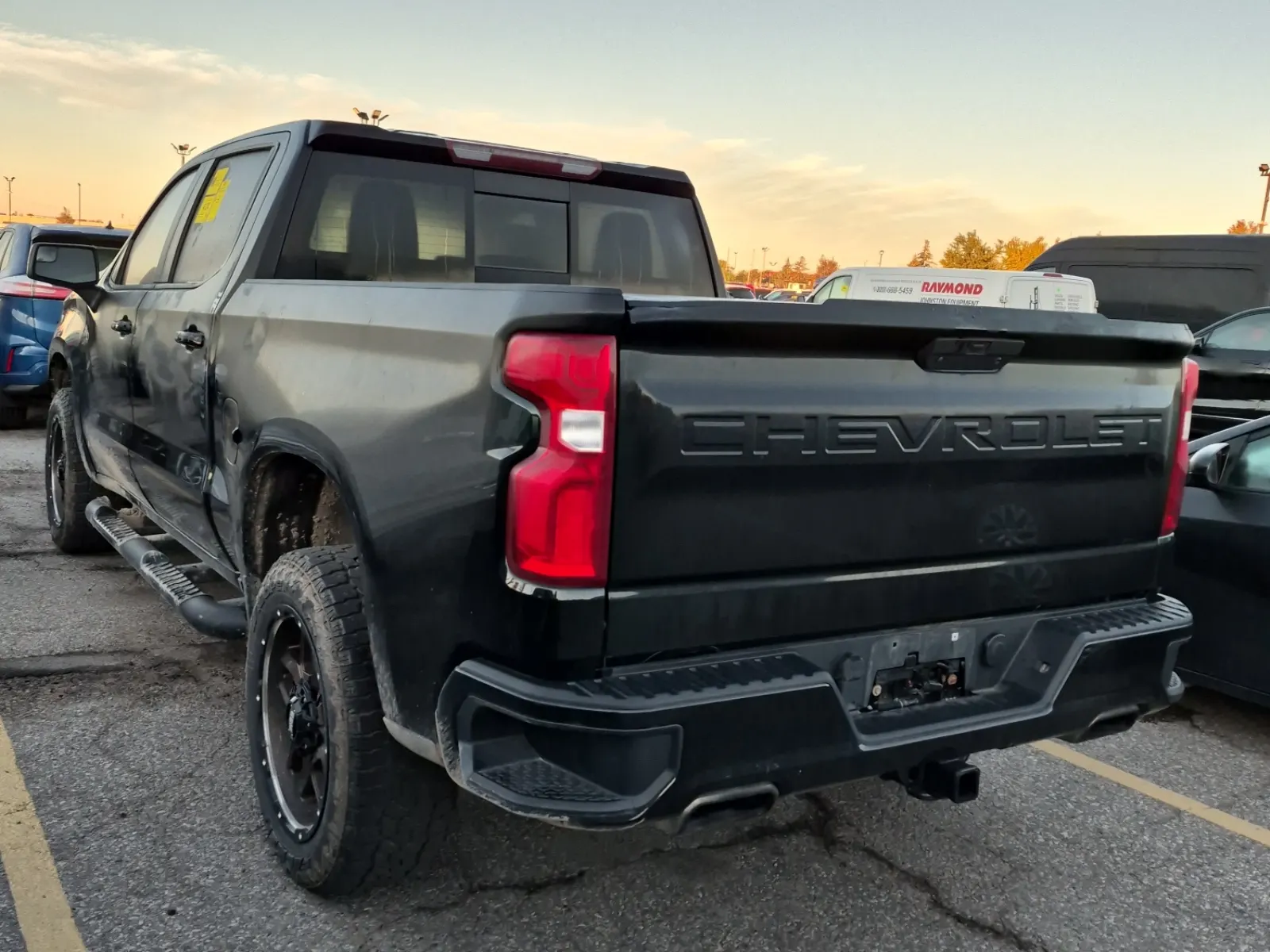 Driver Rear 3/4 Photo