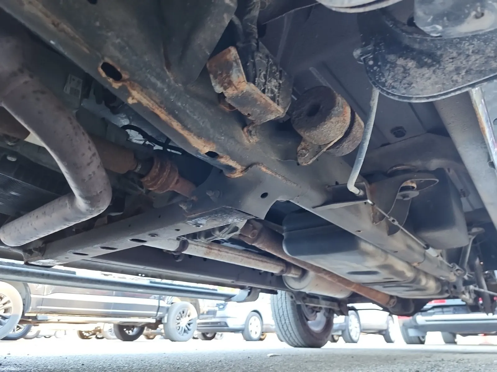 Undercarriage - Driver Photo
