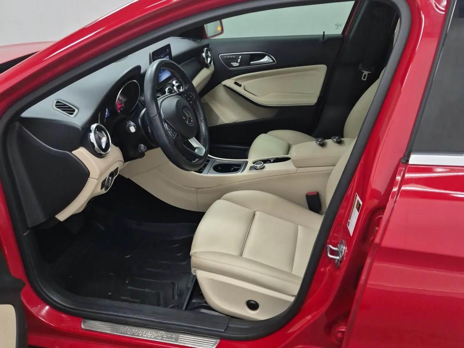 Front Interior Photo