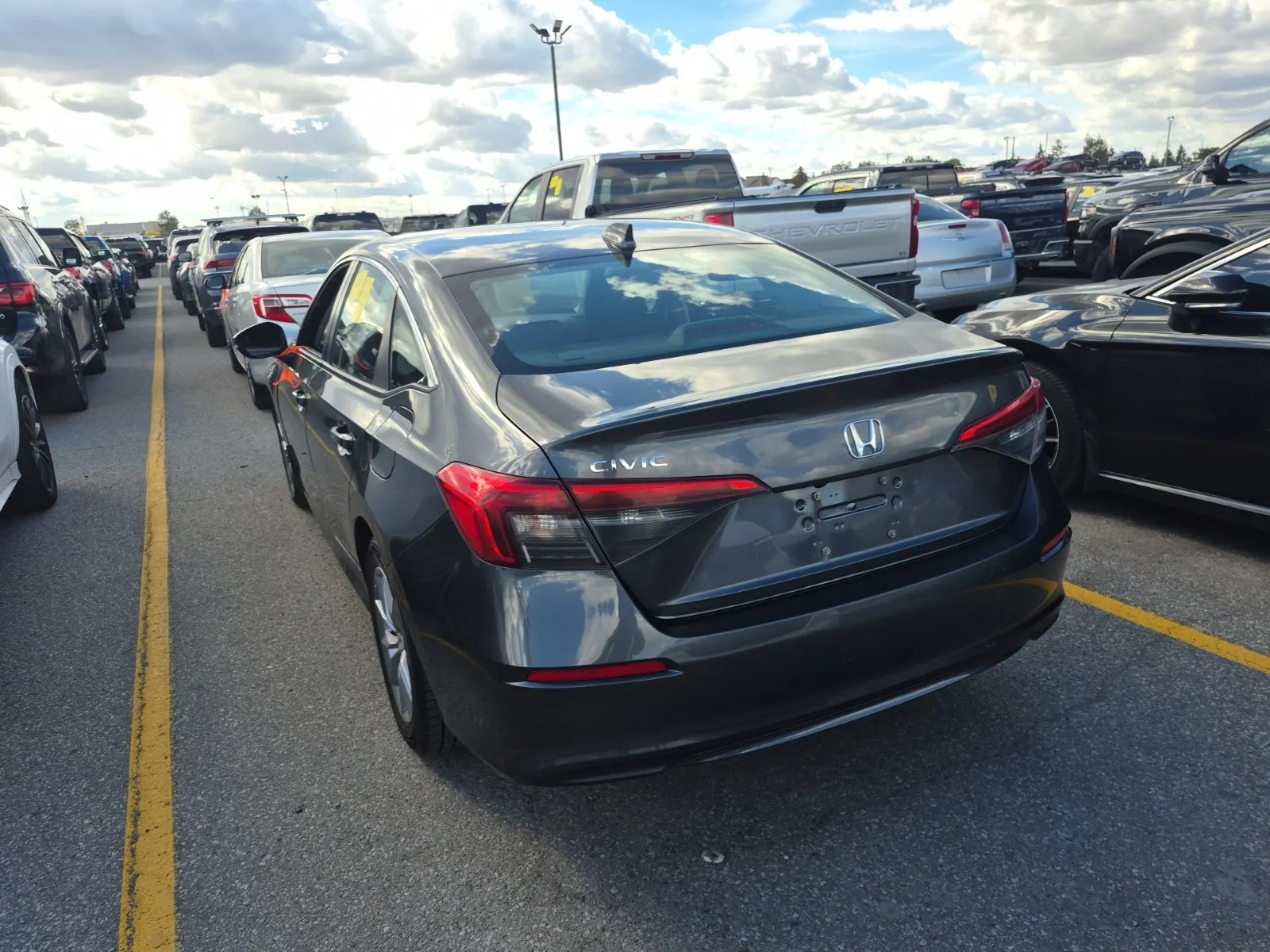 Driver Rear 3/4 Photo