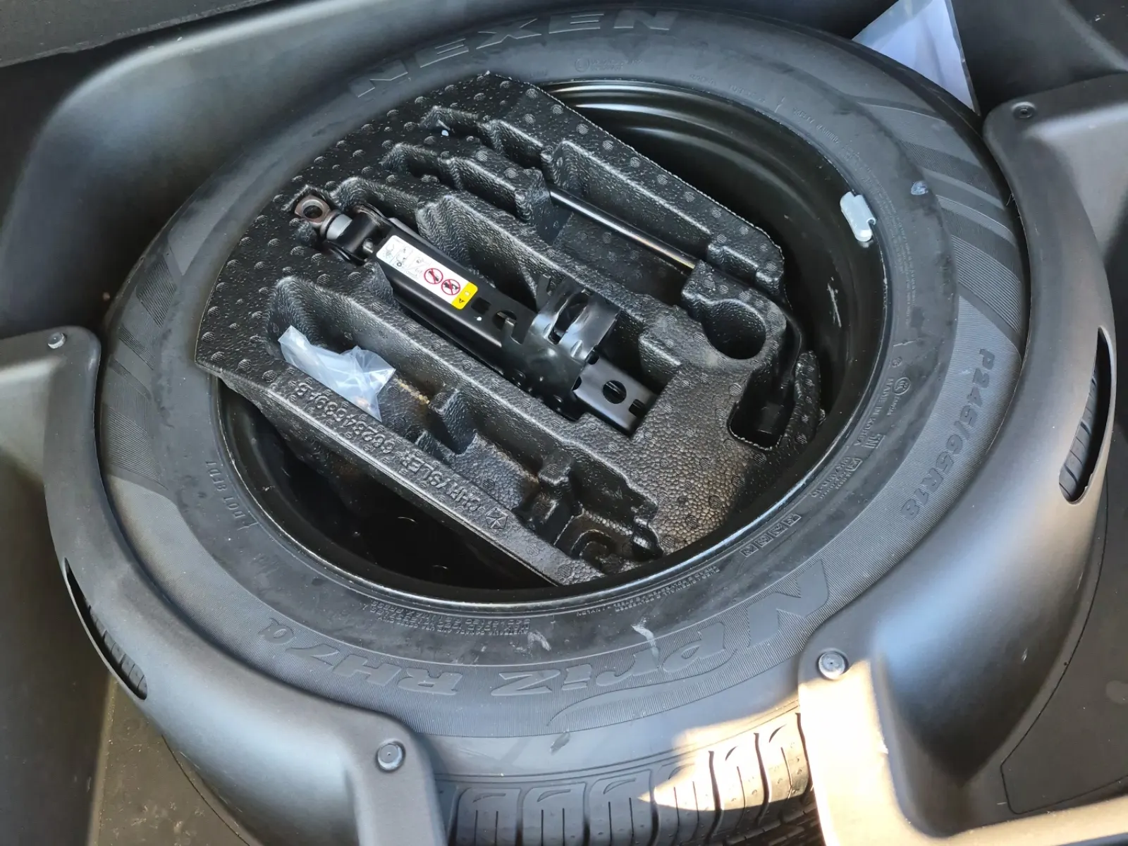 Spare Tire & Wheel Photo