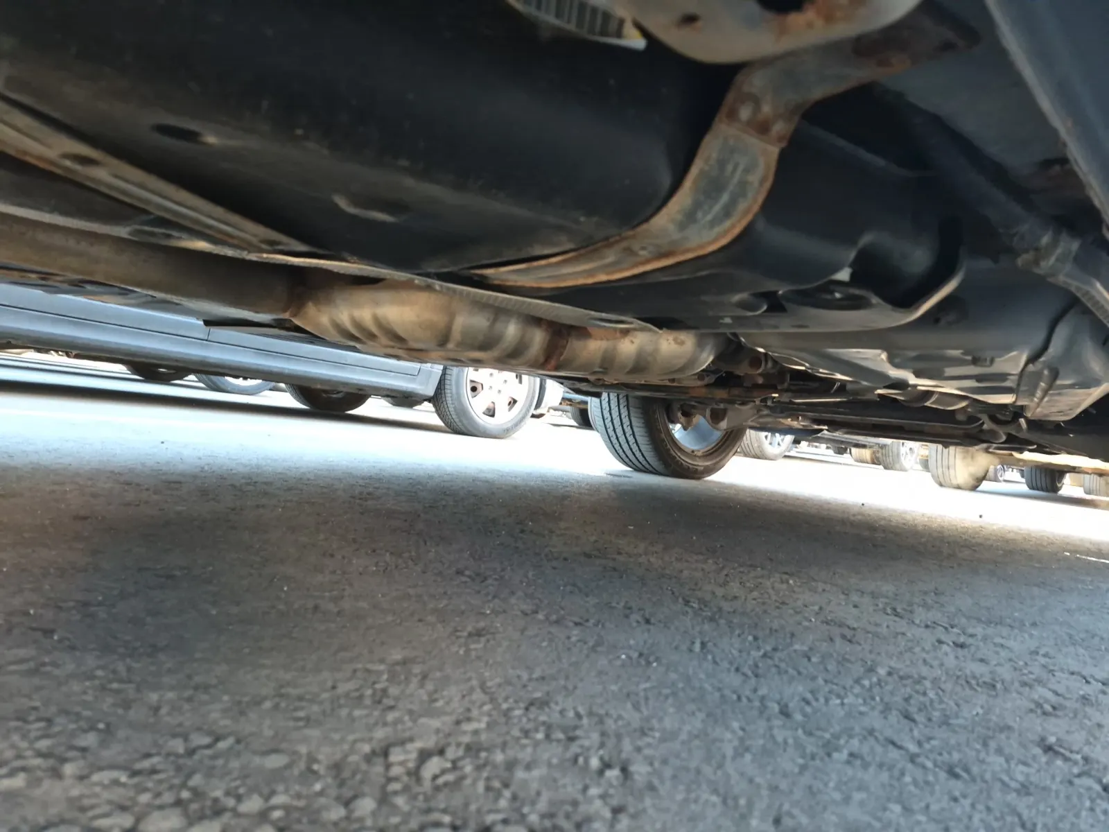 Undercarriage - Passenger Photo
