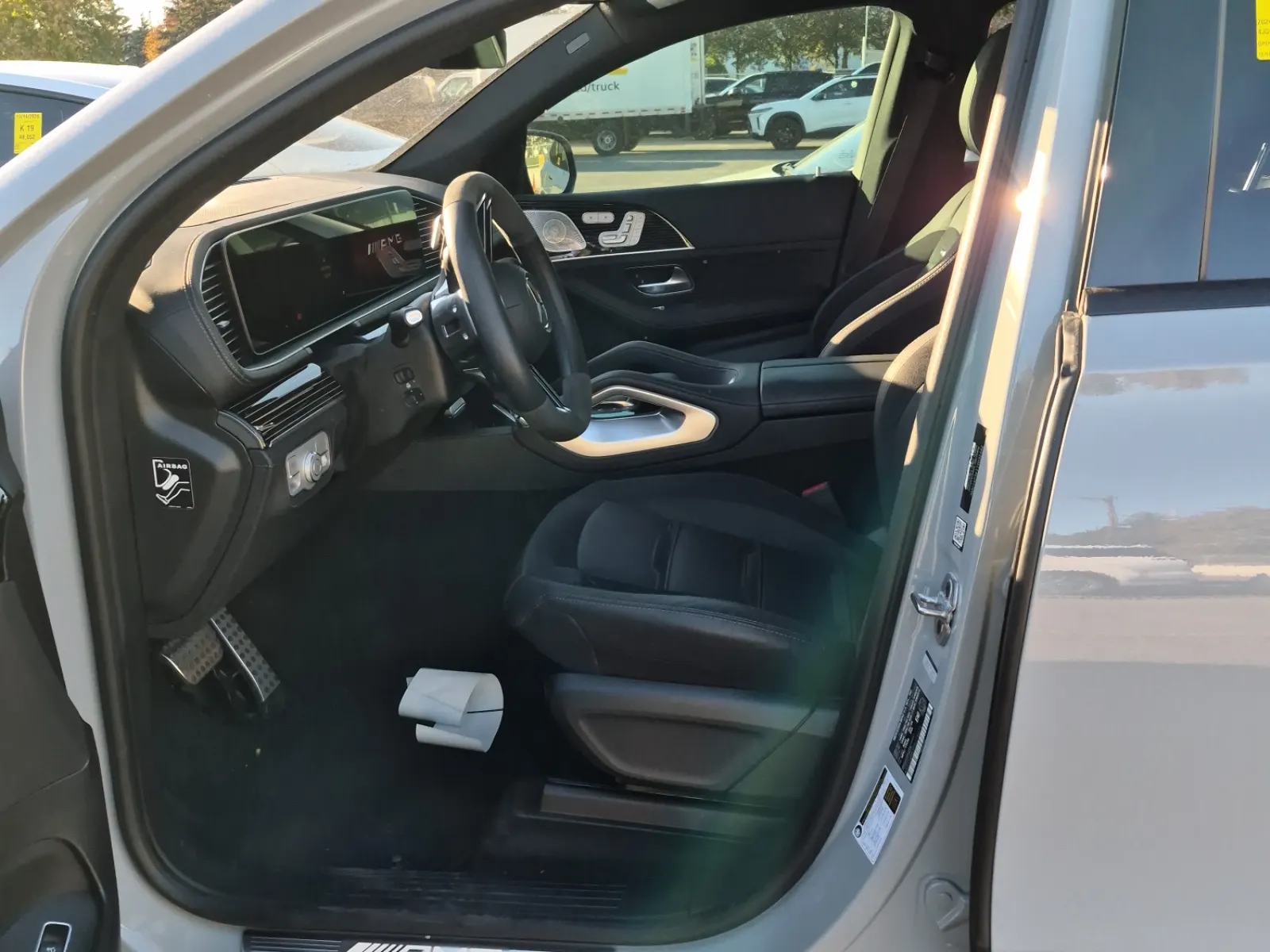 Front Interior Photo