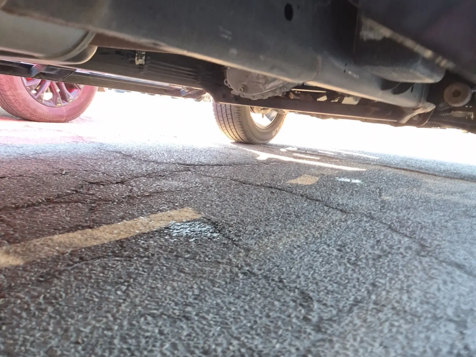 Undercarriage - Passenger Photo