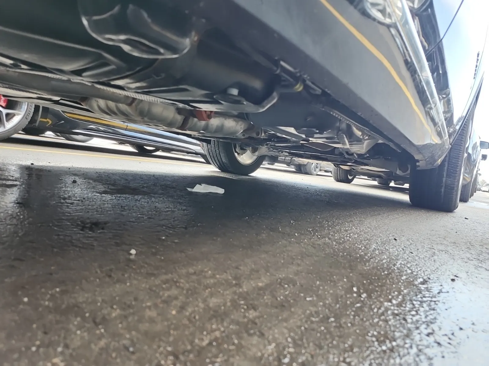 Undercarriage - Passenger Photo
