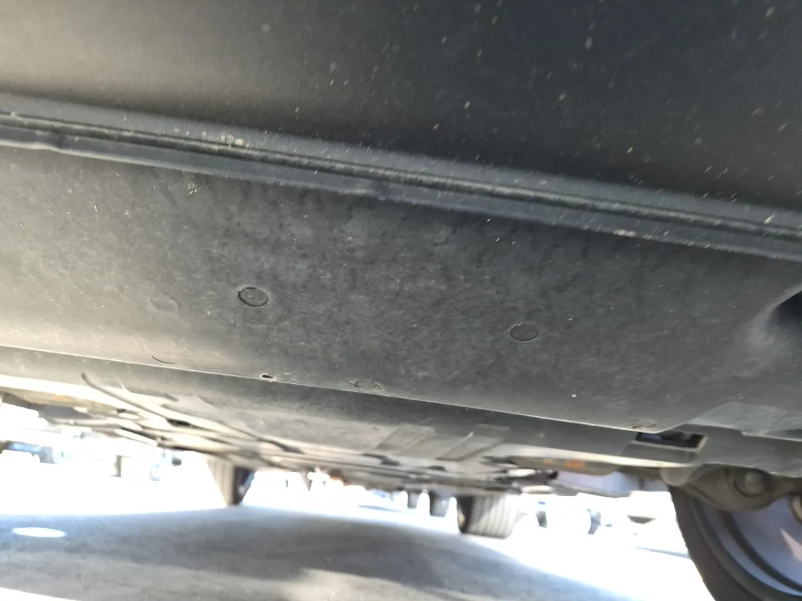 Undercarriage - Front Photo